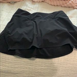Lululemon pleated tennis skirt